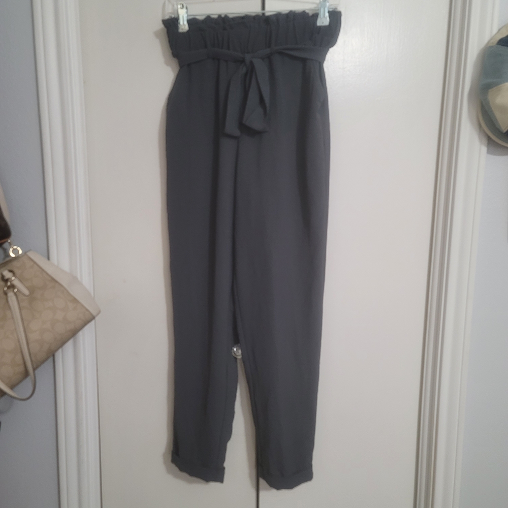 High-Rise Tie-Waist -pants  Gray